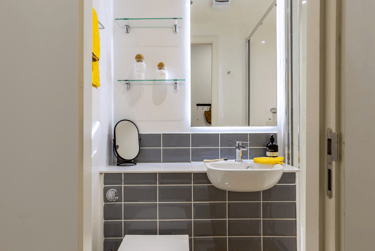 Standard Plus En Suite - Image 4